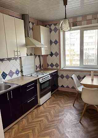 Простора 3-кімнатна квартира, Оболонь, Героїв Дніпра 7 Киев