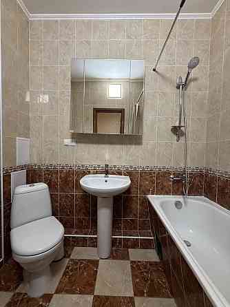 Позняки , вул.Княжий затон 2/30 Киев