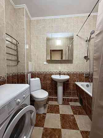 Позняки , вул.Княжий затон 2/30 Киев