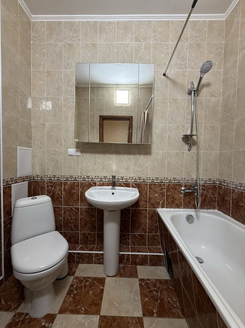 Позняки , вул.Княжий затон 2/30 Киев - изображение 3