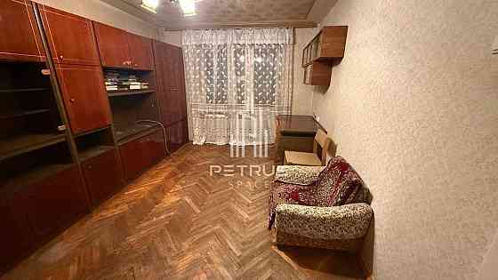 Продаж 1к - квартири 36 кв м.  біля м. Героїв Дніпра 12-А Киев