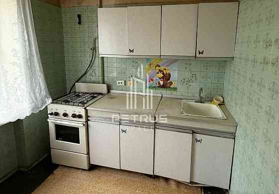 Продаж 1к - квартири 36 кв м.  біля м. Героїв Дніпра 12-А Киев