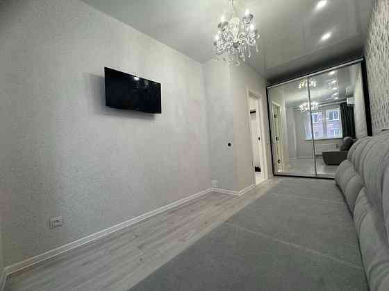 Тепла й стильна квартира біля метро — заїжджай і живи! Харків