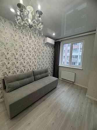 Тепла й стильна квартира біля метро — заїжджай і живи! Харків