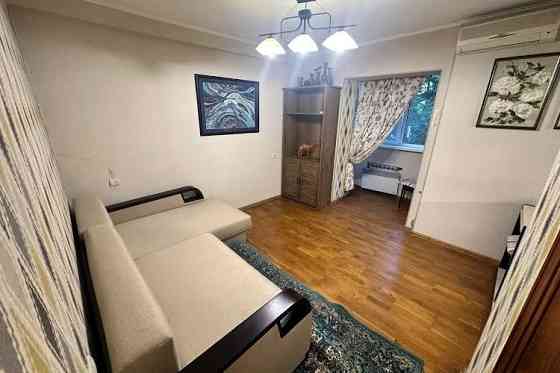 Чудова пропозиція! Затишна 2-к квартира вул. Мілютенка 18 Киев