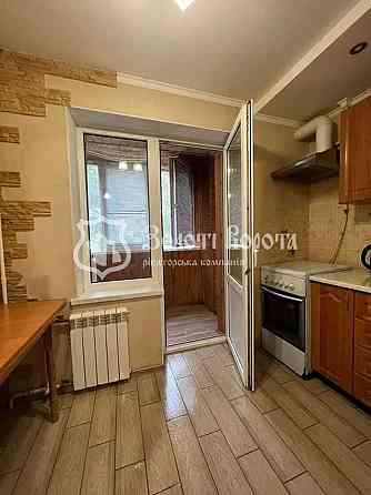 Квартира, 1к. Євроремонт. Синьоозерна, 6а, Берковці, Святошинський р-н Киев