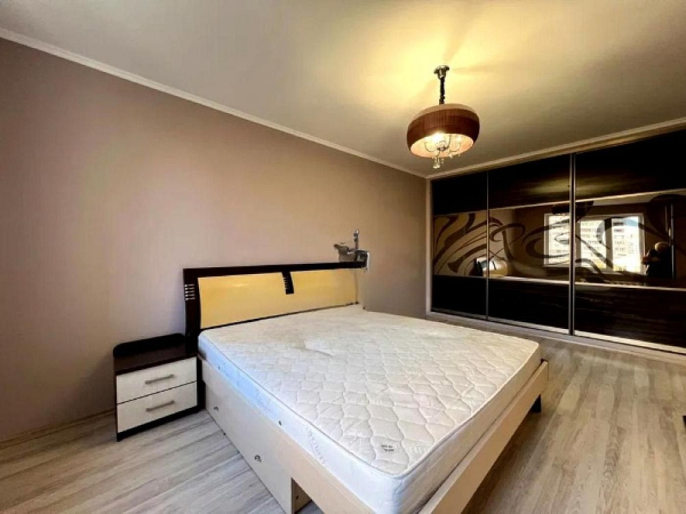 Простора та світа 3-к квартира з якісним ремонтом вул. Лісківська 16 Киев - изображение 6