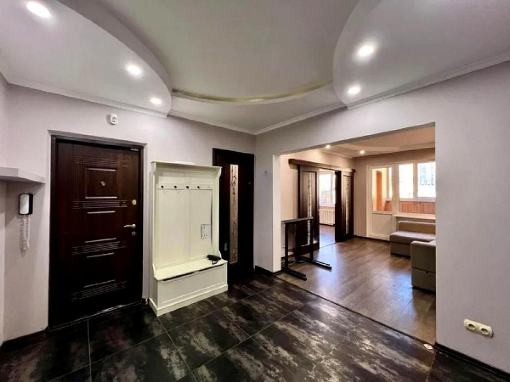 Простора та світа 3-к квартира з якісним ремонтом вул. Лісківська 16 Киев - изображение 3