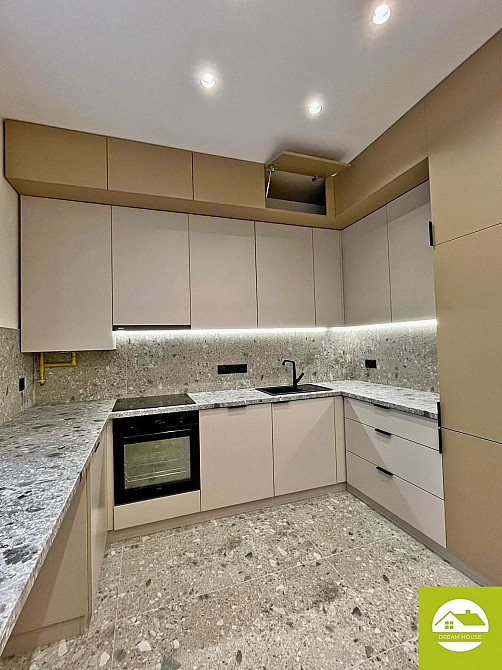 Продається сучасна трикімнатна квартира Мукачево - зображення 2