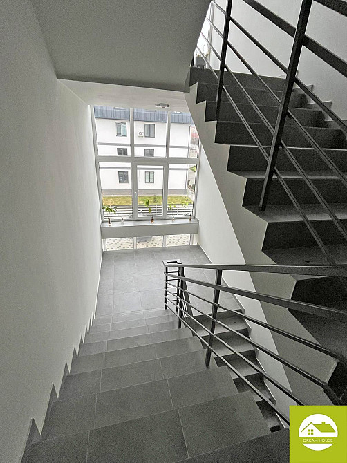 Продається сучасна трикімнатна квартира Мукачево - зображення 8