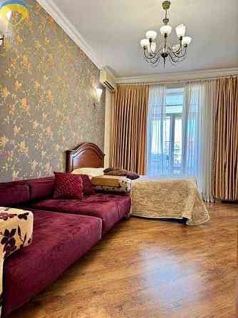 Продам 2-кімнатну квартиру з в "сталінці" вул.Італійська / Жуковського Одесса