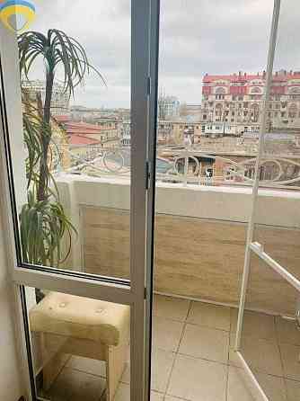 Продам 2-кімнатну квартиру з в "сталінці" вул.Італійська / Жуковського Одесса