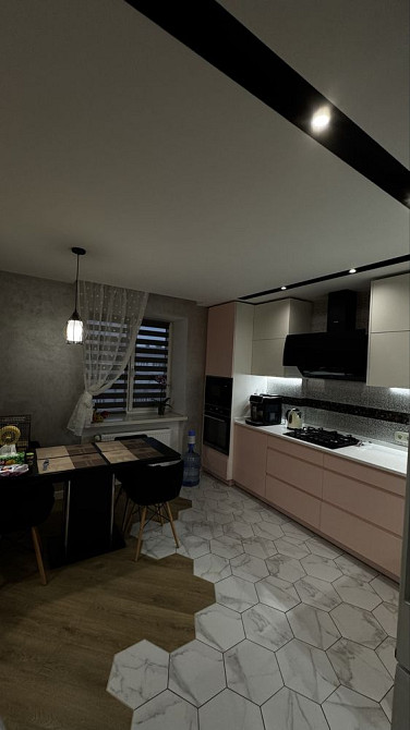 Двухповерхова квартира 115 м2 Горішні Плавні - зображення 2