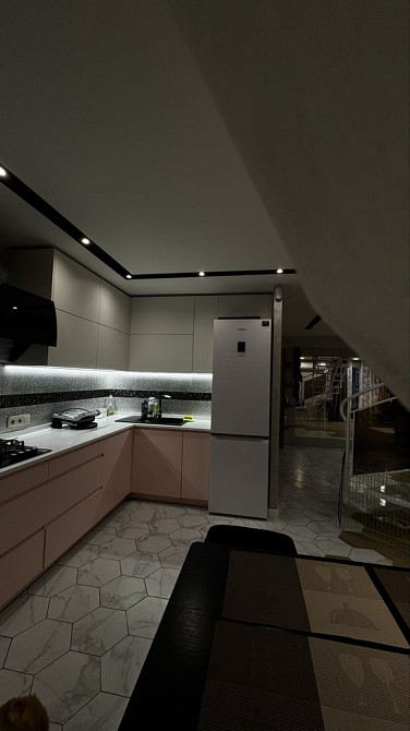 Двухповерхова квартира 115 м2 Горішні Плавні - зображення 1