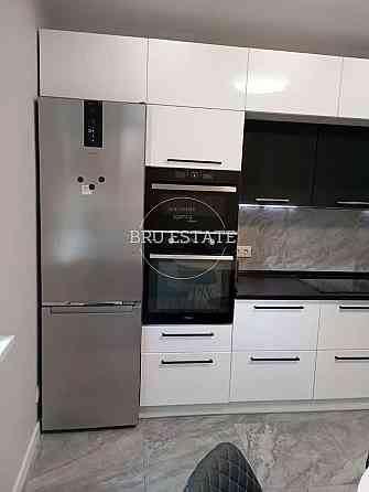 Оренда затишної 2к ЖК Варшавський Виноградарь Киев