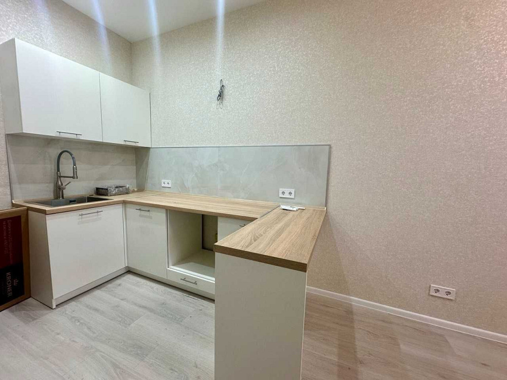 1-комнатная с ремонтом, до центра 15 мин. Свет есть всегда! Одесса - изображение 2