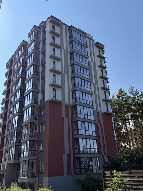 Однокімнатна квартира з видом на ліс. Центр Гостомеля Гостомель - зображення 1