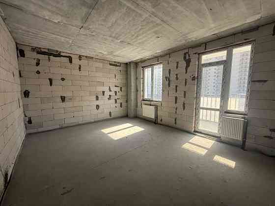 Продам 2х ком квартиру в Новом Сданном Доме Одесса