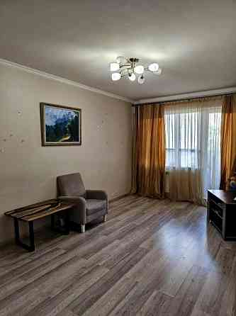 Чудова пропозиція! 3-к квартира вул. Рональда Рейгана 30-А Киев