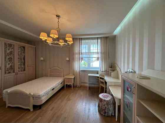 Сдам просторную 4К квартиру для семьи на проспекте Науки(Гагарина)23 Днепр