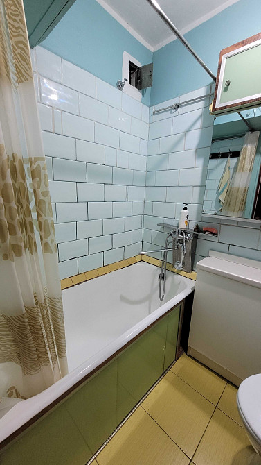 Дністровська вул. 19. Метро Шулявська ТРЦ "Більшовик" Київ - зображення 7