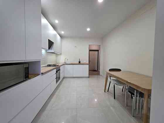 ЖК Позитив оренда двокімнатної квартири, велика кухня з посудомойкою Ірпінь