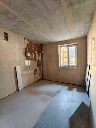 Продам квартиру в Хлебодарском в новом кирпичном доме, средний этаж Хлібодарське