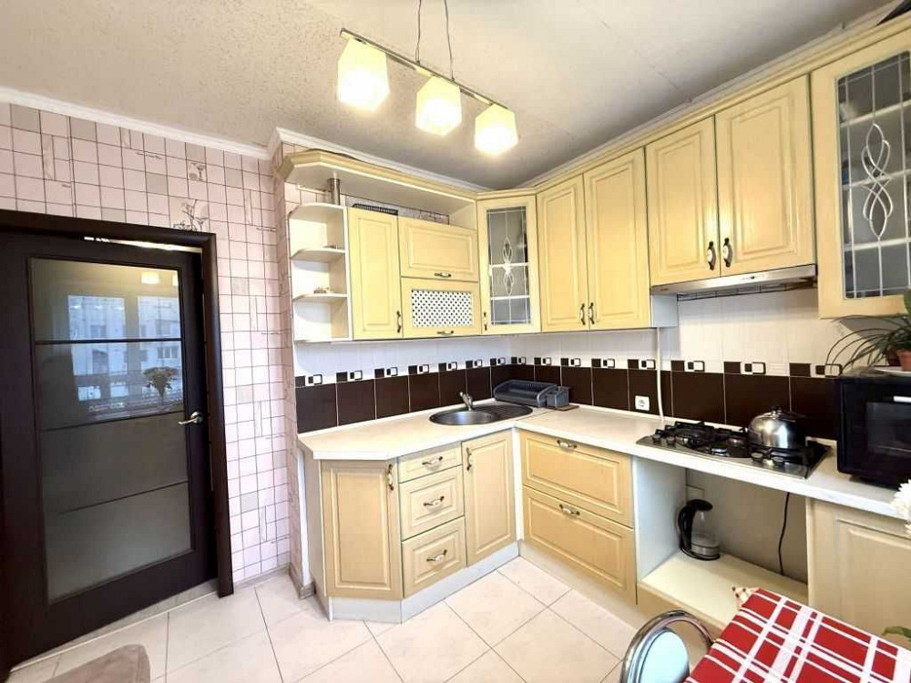 Продам 1-ком квартиру в Новом Доме на Сахарова Одесса - изображение 1