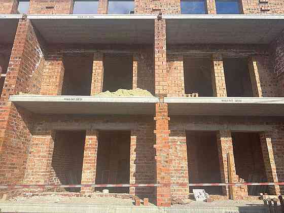 Продаж 2км. квартири Наварійська новобудова малоповерхова 72м2 Солонка (Львівська обл.)