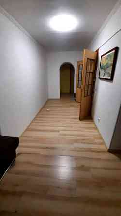 Простора 2-кімнатна квартира 74 м² вул. Вишняківська 5-Б Киев