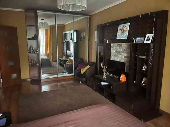 Метро Позняки 350 м. 1к з ремонтом по вул Мишуги Олександра 2 Осокорки Киев