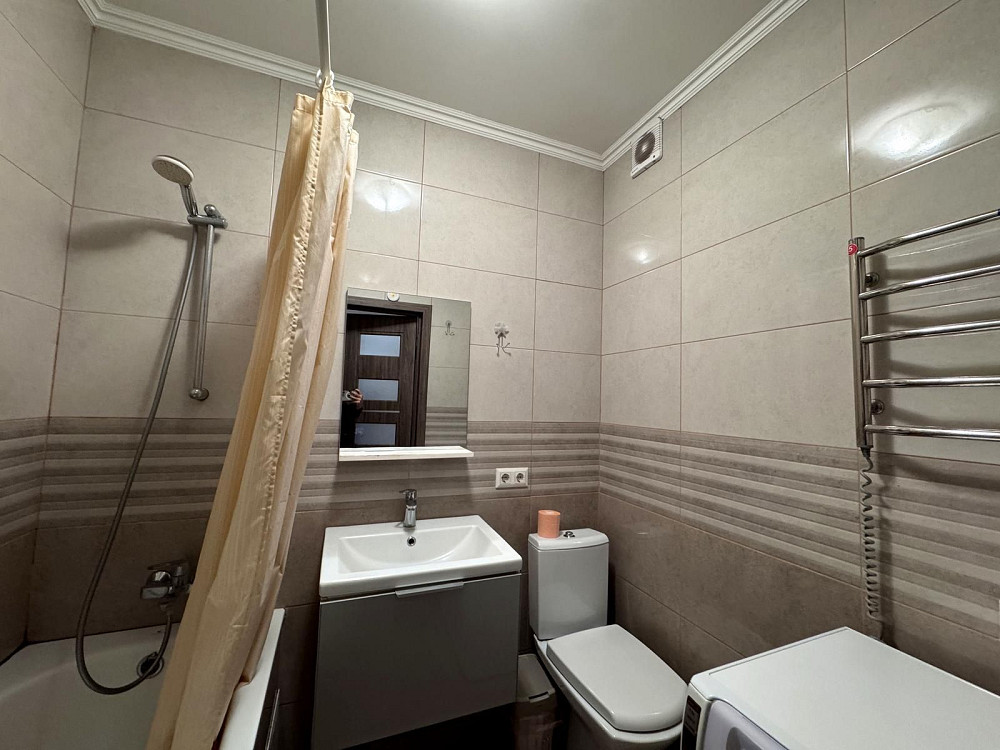 Простора 1-кімнатна квартира ЖК Рів'єра Киев - изображение 7