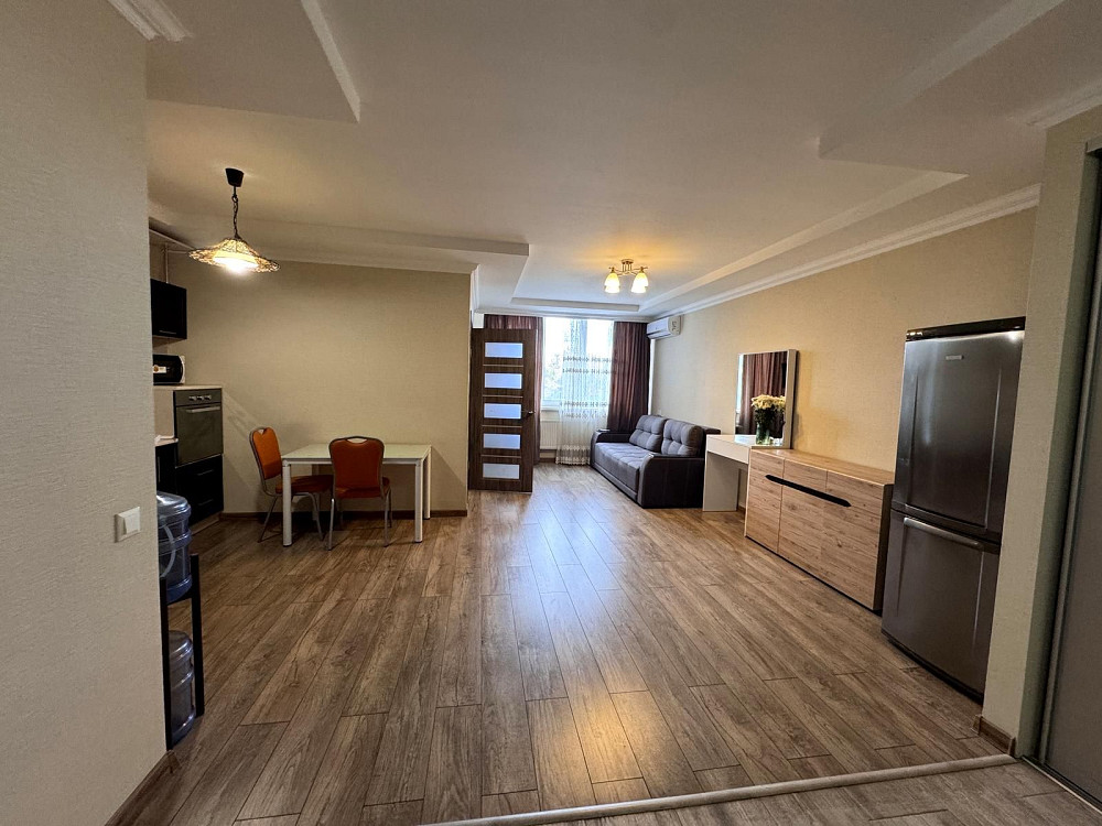 Простора 1-кімнатна квартира ЖК Рів'єра Киев - изображение 3