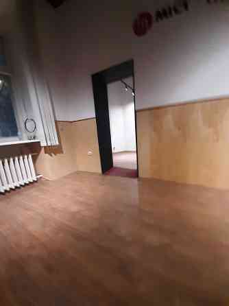 Продаж 3к  42+40, р-н філармонії Львов