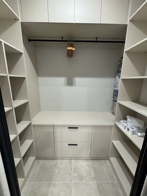 Затишна 1-к Квартира з Дизайнерським Ремонтом Киев - изображение 7