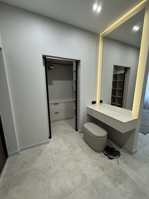 Затишна 1-к Квартира з Дизайнерським Ремонтом Киев - изображение 6