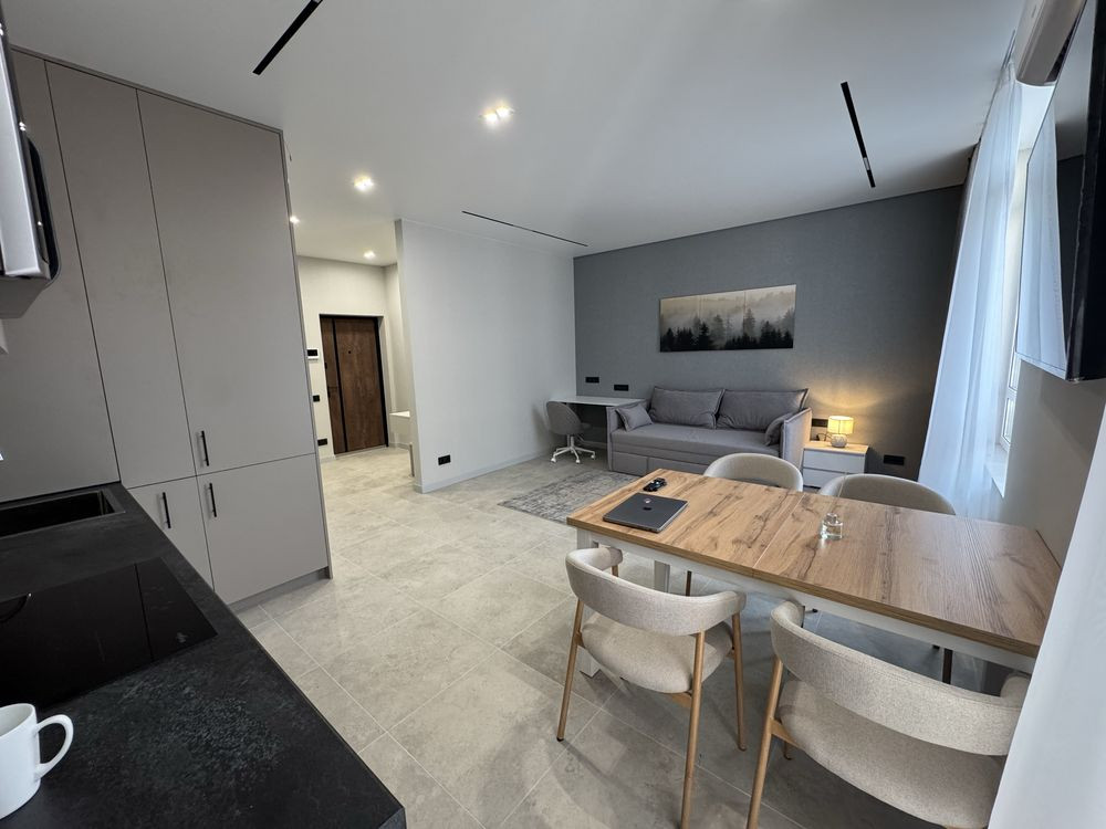 Затишна 1-к Квартира з Дизайнерським Ремонтом Киев - изображение 2