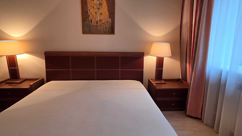 Центр. вул. О. Кониського (Тургенівська), 67. Без комісії Киев - изображение 3