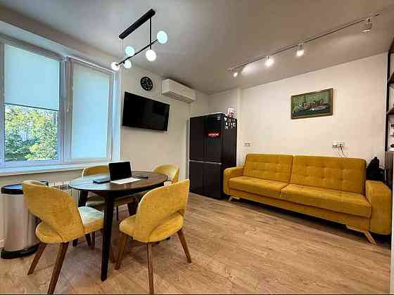 Оренда 3к квартири 100м2 Гоголівська Золоті ворота 3 поверх Центр Киев