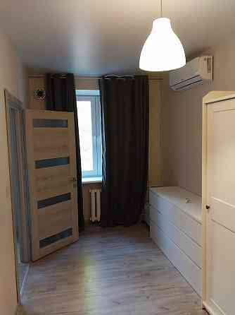 2-х кв. Романа Ратушного вул. (Волгоградська), 6, Солом'янський р-н, Киев