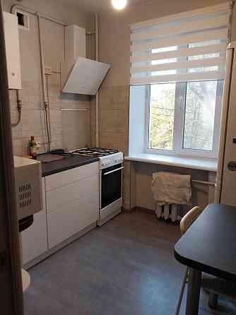 2-х кв. Романа Ратушного вул. (Волгоградська), 6, Солом'янський р-н, Киев