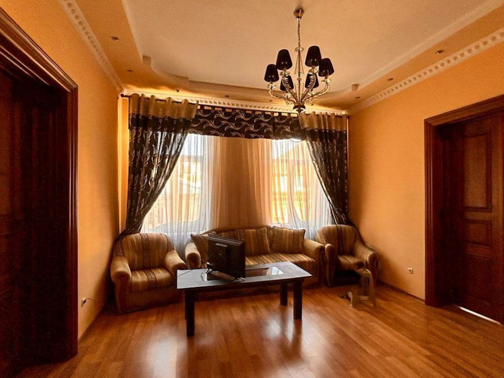 Оренда 2к. Університетська. Центр. Чернівці - зображення 5