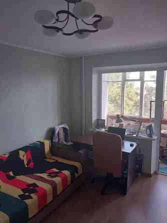 Продам 2-ком квартиру на левом берегу Кам`янське (Запорізька обл.)