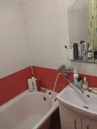 Продам 2-ком квартиру на левом берегу Кам`янське (Запорізька обл.)