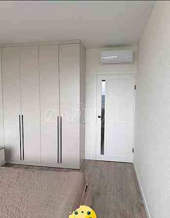 Продаж кваритри ЖК Варшавський 2, 1 кімнатна, Генератор Киев