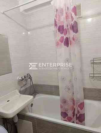 Продаж 1к. квартири метро Чернігівська, вул.Братиславська Киев