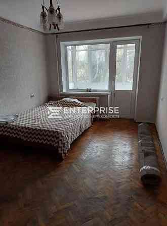 Продаж 1к. квартири метро Чернігівська, вул.Братиславська Киев