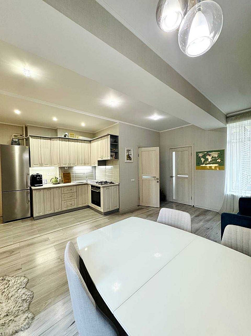 Квартира з ремонтом в елітному ЖК біля моря Одеса - зображення 3