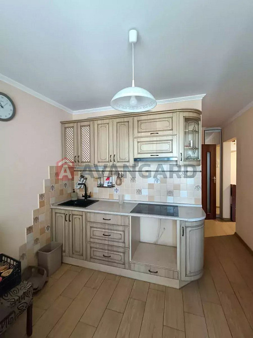 Продам простору 2-кімнатну квартиру 54 кв на бульварі Слави Дніпро - зображення 2