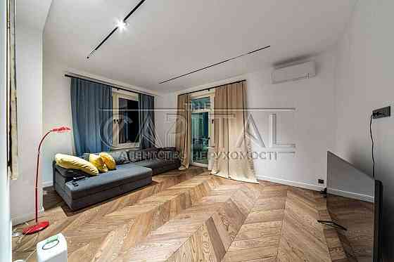 Продаж 3-к квартири вул. Гоголівська, 47 Шевченківський район Киев